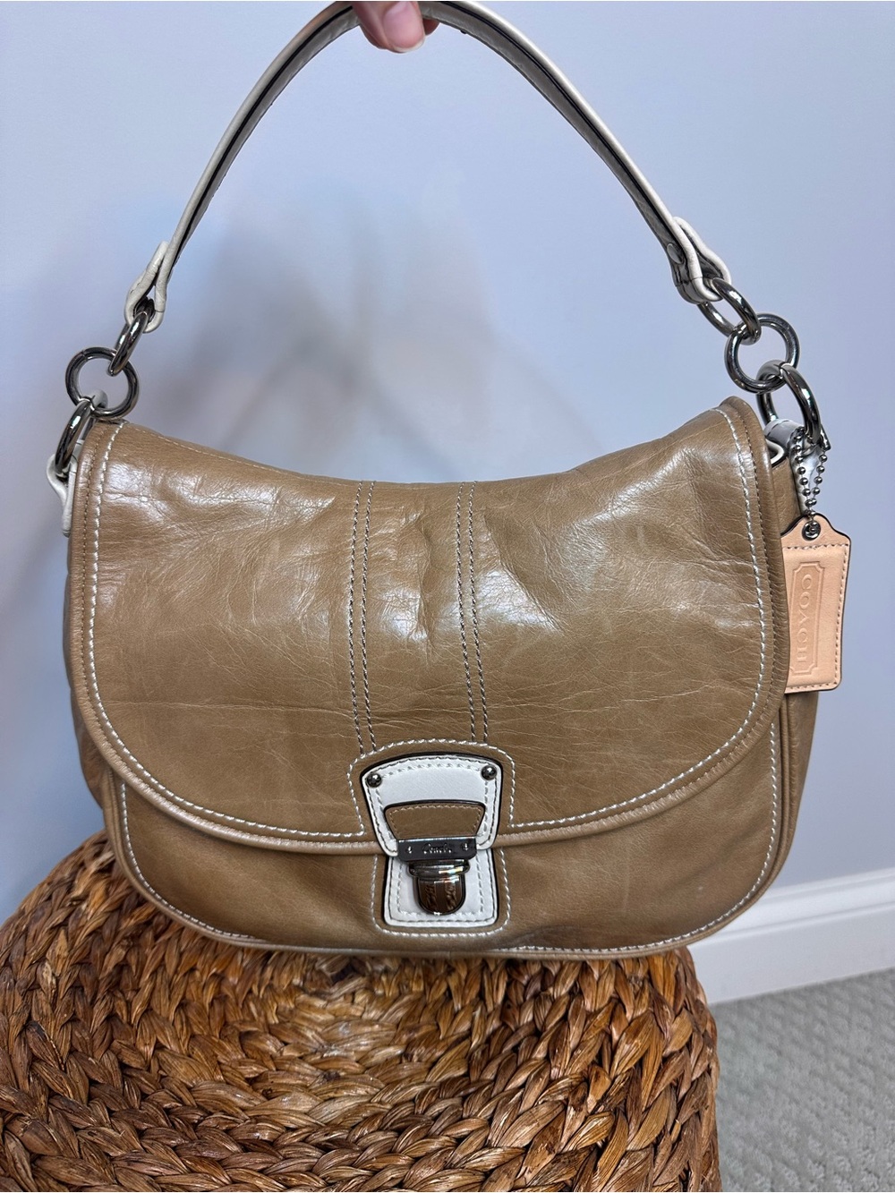Coach Kristin Signature tan distressed leather Shoulder Bag Style 18999 2011 Y2K